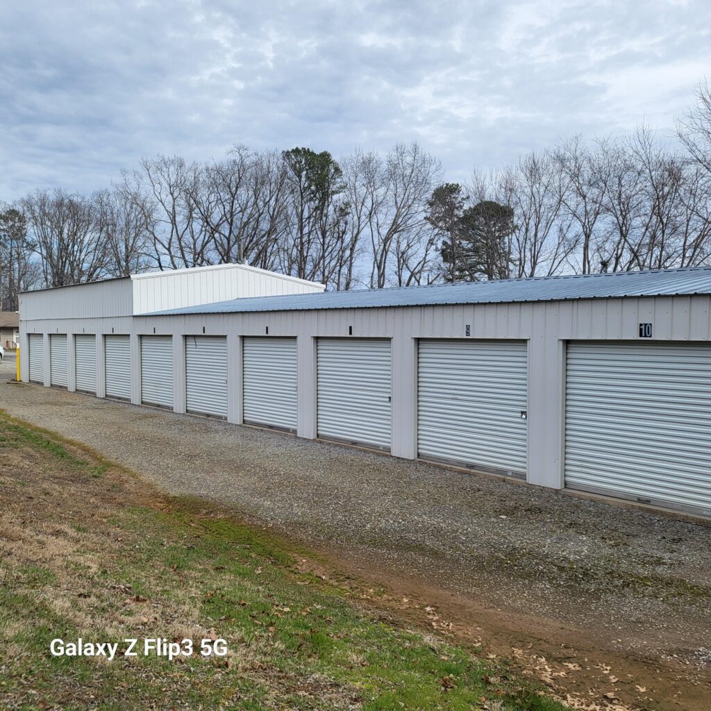 Self storage units in Jasper GA
Affordable self storage units
Drive up storage 
